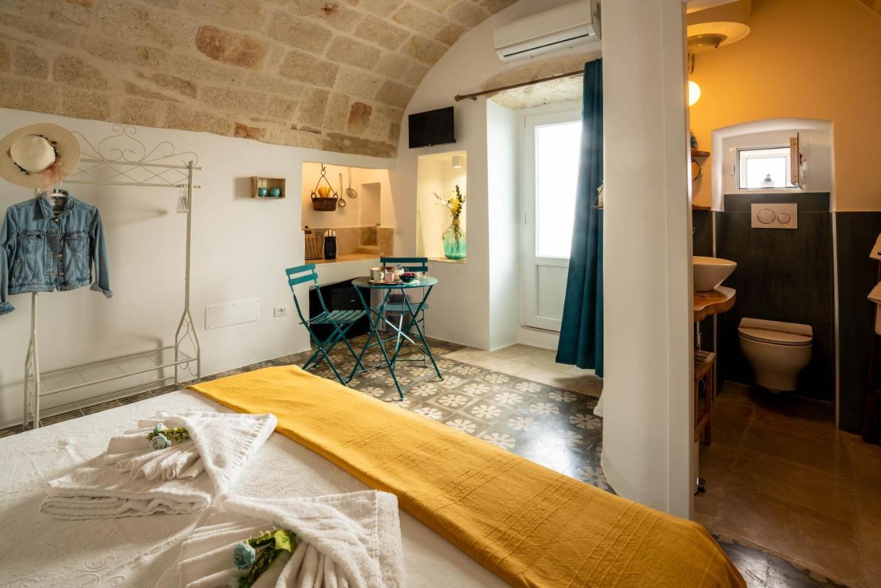8Petali Villa โปลีญาโนอามาเร ภายนอก รูปภาพ
